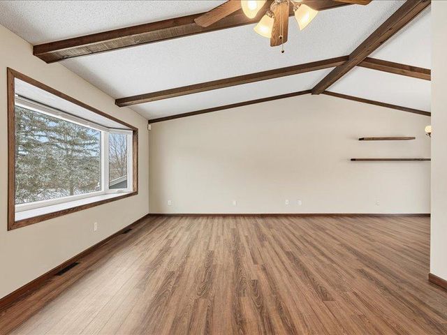 4540 Greenhaven Drive, Vadnais Heights, MN 55127