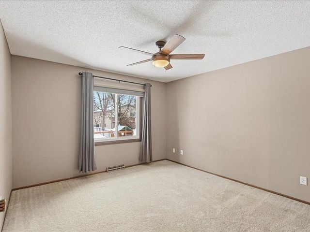 4540 Greenhaven Drive, Vadnais Heights, MN 55127