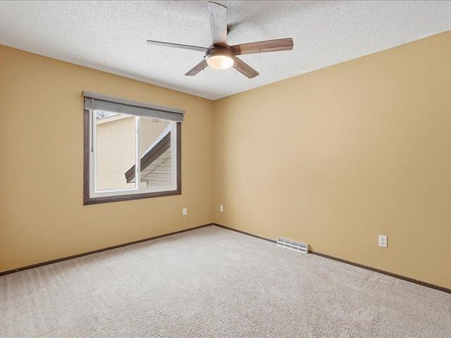 4540 Greenhaven Drive, Vadnais Heights, MN 55127