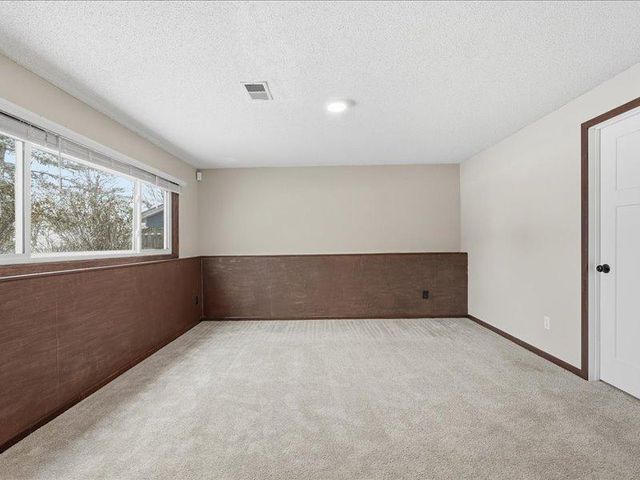 4540 Greenhaven Drive, Vadnais Heights, MN 55127