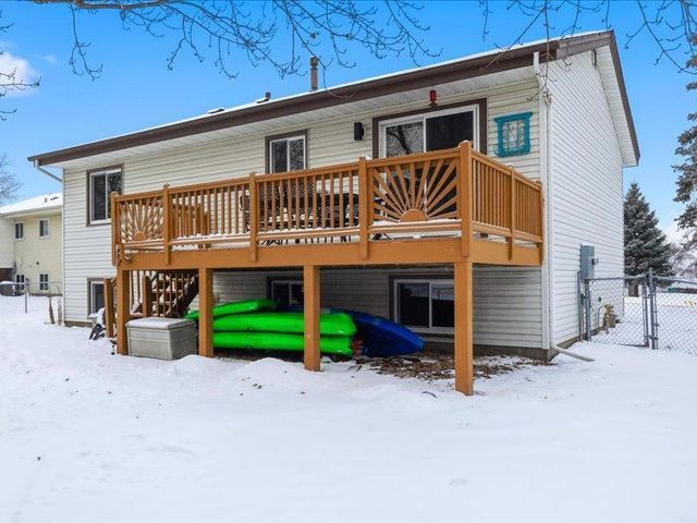 4540 Greenhaven Drive, Vadnais Heights, MN 55127