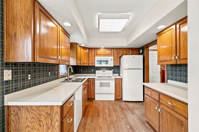 1613 NW Northwood Drive, Ankeny, IA 50023