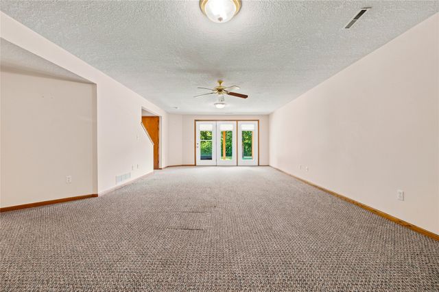 1613 NW Northwood Drive, Ankeny, IA 50023