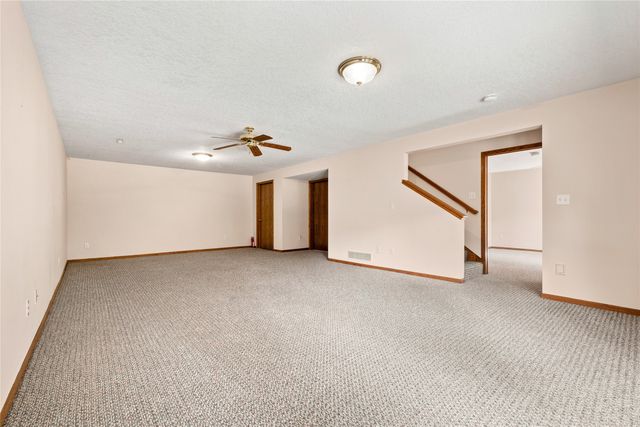 1613 NW Northwood Drive, Ankeny, IA 50023