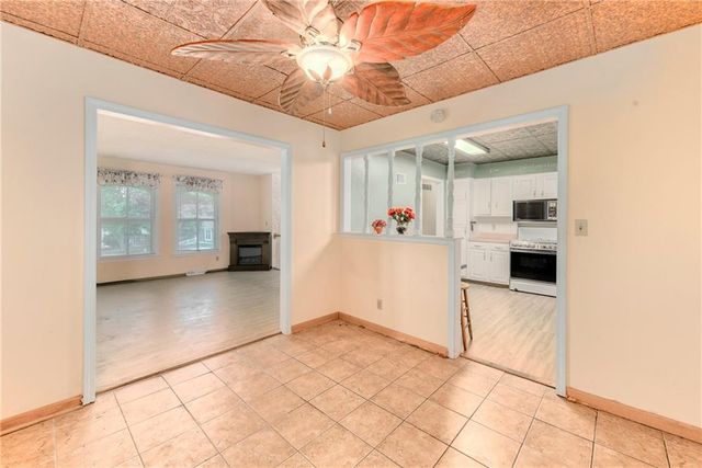 3417 NE Prather Road, Kansas City, MO 64116