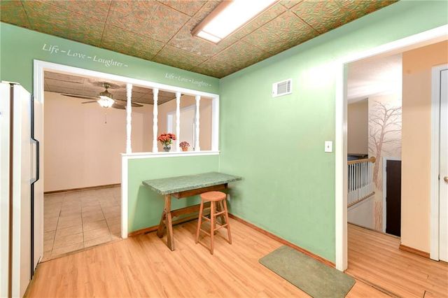 3417 NE Prather Road, Kansas City, MO 64116
