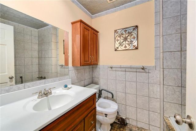 3417 NE Prather Road, Kansas City, MO 64116