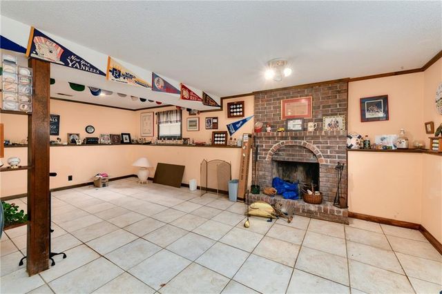 3417 NE Prather Road, Kansas City, MO 64116