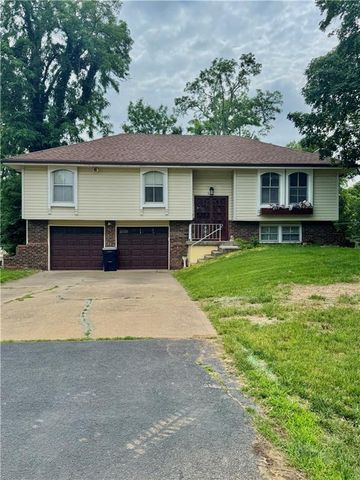 3417 NE Prather Road, Kansas City, MO 64116