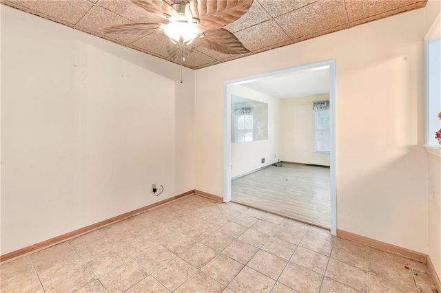 3417 NE Prather Road, Kansas City, MO 64116