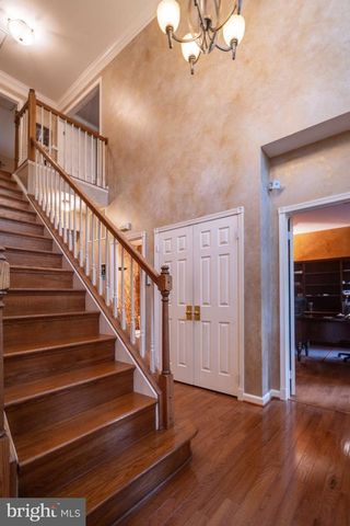 19829 HELMOND WAY, Gaithersburg, MD 20886