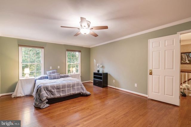 19829 HELMOND WAY, Gaithersburg, MD 20886