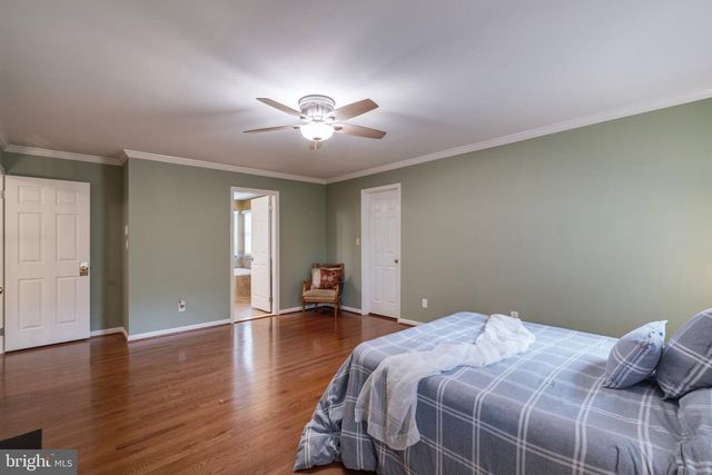19829 HELMOND WAY, Gaithersburg, MD 20886