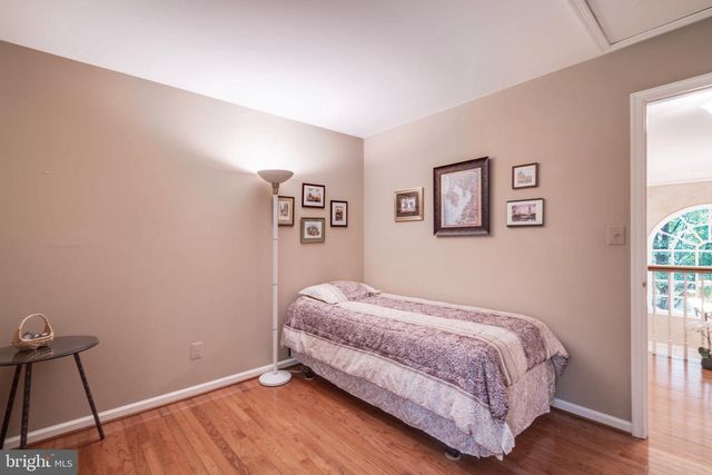 19829 HELMOND WAY, Gaithersburg, MD 20886