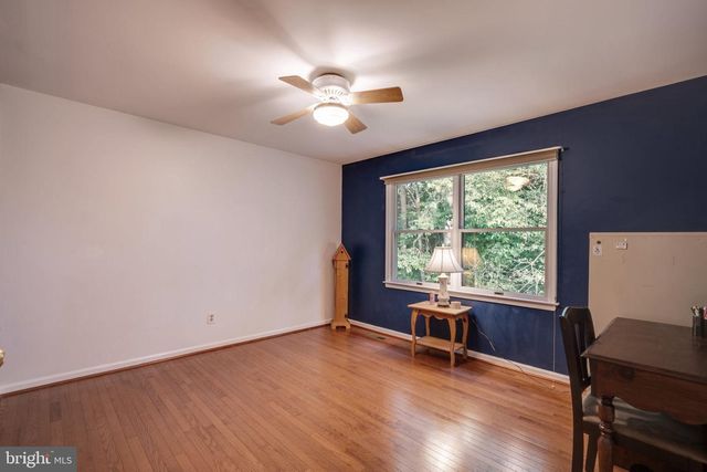 19829 HELMOND WAY, Gaithersburg, MD 20886