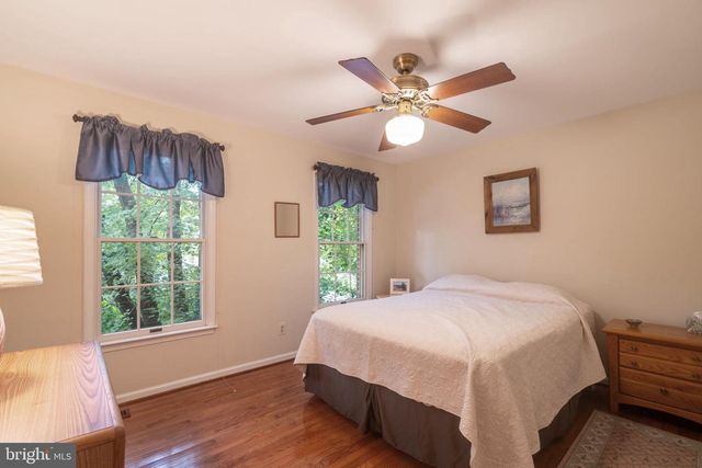 19829 HELMOND WAY, Gaithersburg, MD 20886