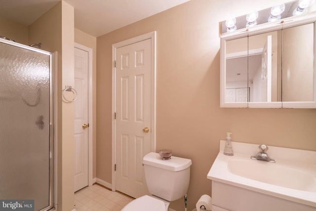 19829 HELMOND WAY, Gaithersburg, MD 20886