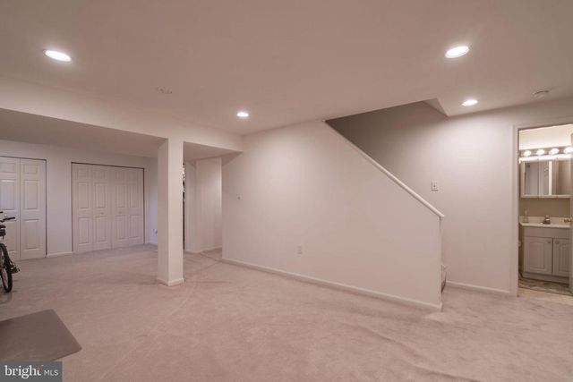 19829 HELMOND WAY, Gaithersburg, MD 20886