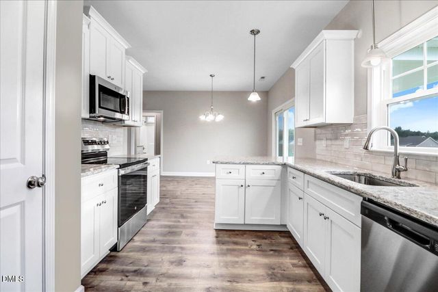 209 Dunbar Hill Drive, Fremont, NC 27830