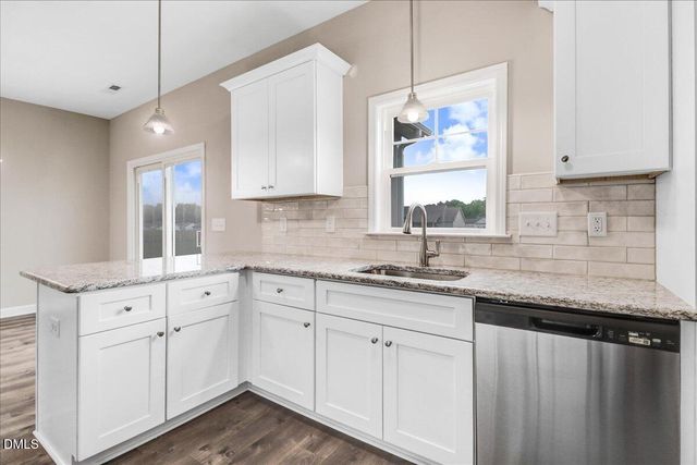 209 Dunbar Hill Drive, Fremont, NC 27830