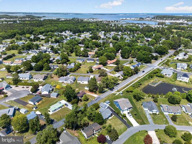 745 HICKMAN DR, Ocean View, DE 19970