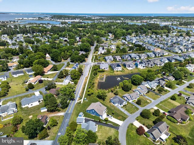 745 HICKMAN DR, Ocean View, DE 19970