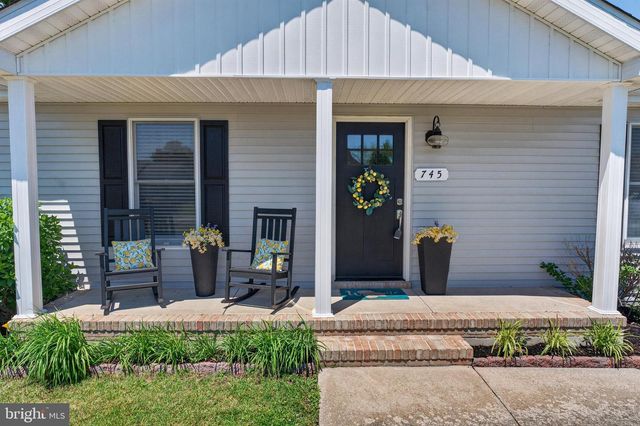 745 HICKMAN DR, Ocean View, DE 19970