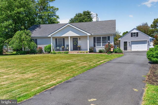 745 HICKMAN DR, Ocean View, DE 19970