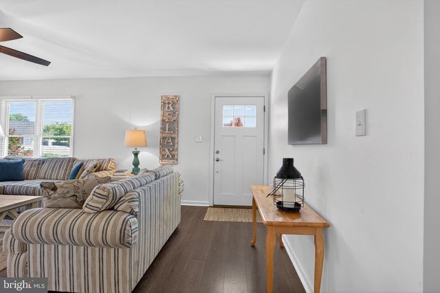 745 HICKMAN DR, Ocean View, DE 19970
