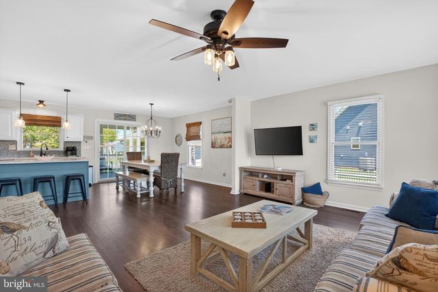 745 HICKMAN DR, Ocean View, DE 19970