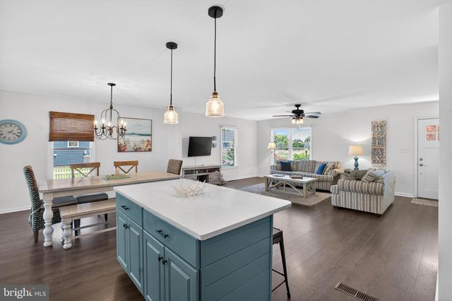 745 HICKMAN DR, Ocean View, DE 19970