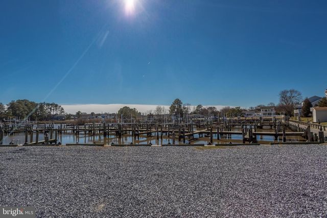 745 HICKMAN DR, Ocean View, DE 19970