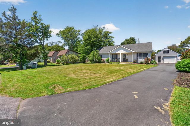 745 HICKMAN DR, Ocean View, DE 19970