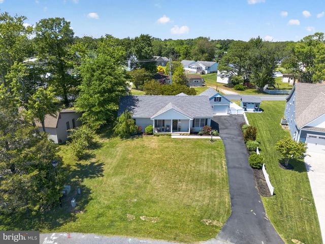 745 HICKMAN DR, Ocean View, DE 19970