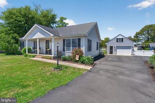 745 HICKMAN DR, Ocean View, DE 19970