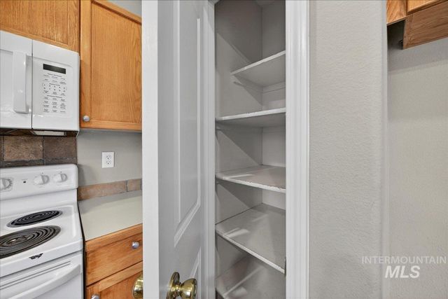 7415 N Matlock Ave, Boise, ID 83714