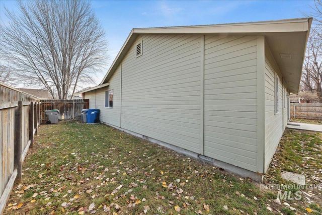 7415 N Matlock Ave, Boise, ID 83714