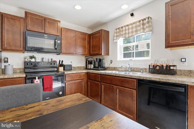 5483 SUTHERLAND CT, Chambersburg, PA 17202