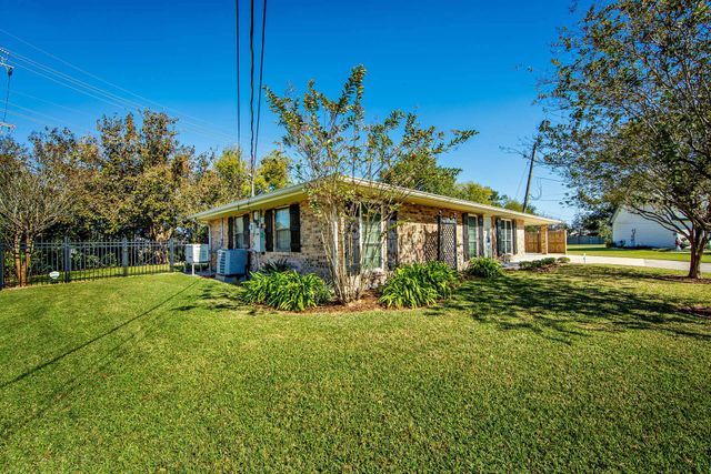 314 Melody Dr, Houma, LA 70363