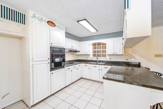 314 Melody Dr, Houma, LA 70363