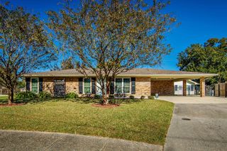 314 Melody Dr, Houma, LA 70360