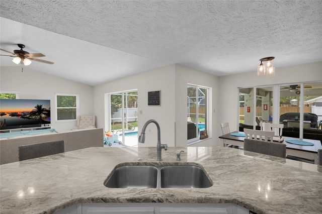 3007 DUPONT STREET, Eustis, FL 32726