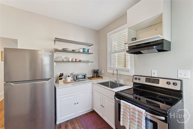 534 E Gordon Lane, Savannah, GA 31401