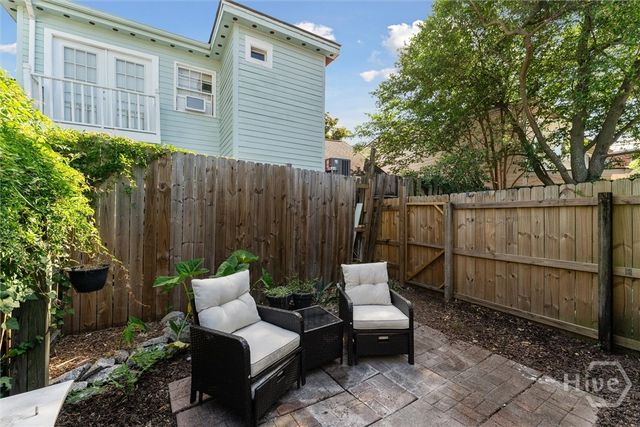 534 E Gordon Lane, Savannah, GA 31401