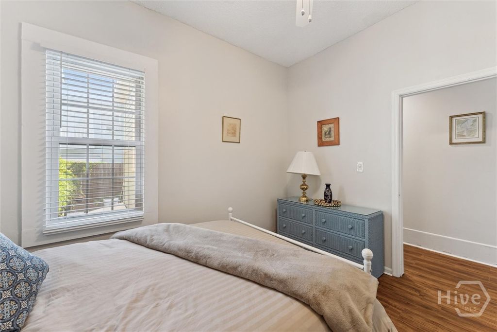 Image 23 of property listing at 534 E Gordon Lane, Savannah, GA 31401