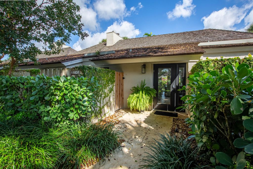 11831 Rene Lacoste Place, Wellington, FL 33414