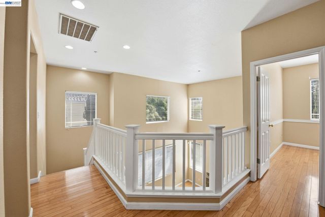 110 Pear LN, Union City, CA 94587