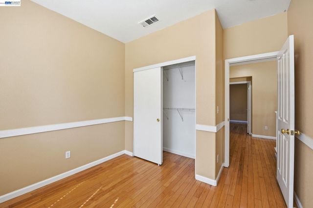 110 Pear LN, Union City, CA 94587