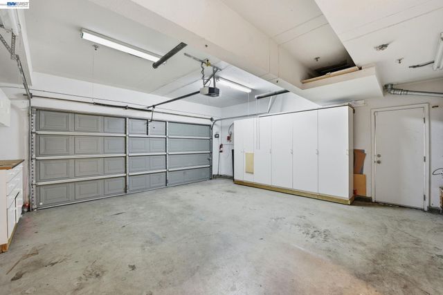 110 Pear LN, Union City, CA 94587