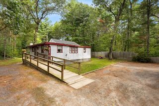 186 Mechanic St, Foxboro, MA 02035